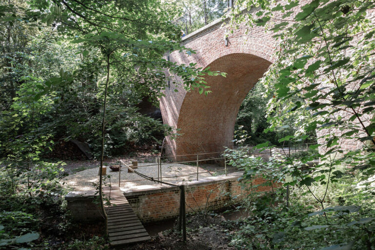 The-Secret-Bridge_072