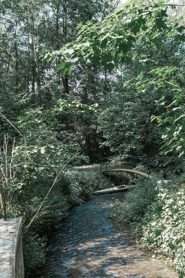The-Secret-Bridge_085