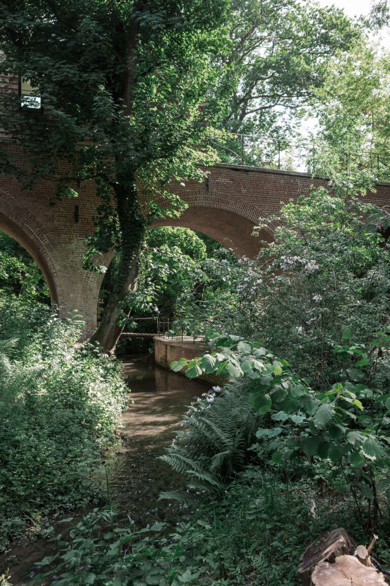 The-Secret-Bridge_090